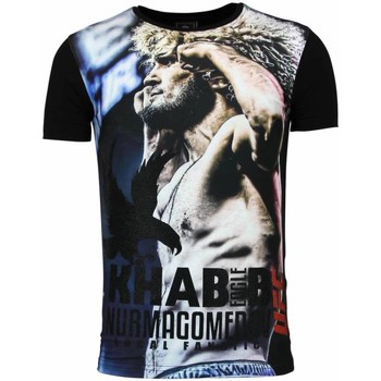 textil Herr T-shirts Local Fanatic The Eagle Nurmagoov UFC Khabib F Svart