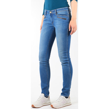 textil Dam Skinny Jeans Wrangler Courtney Skinny W23SJJ58V 