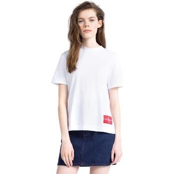textil Dam T-shirts & Pikétröjor Calvin Klein Jeans J20J207962 Vit