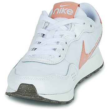Nike Nike MD Valiant SE Vit / Orange