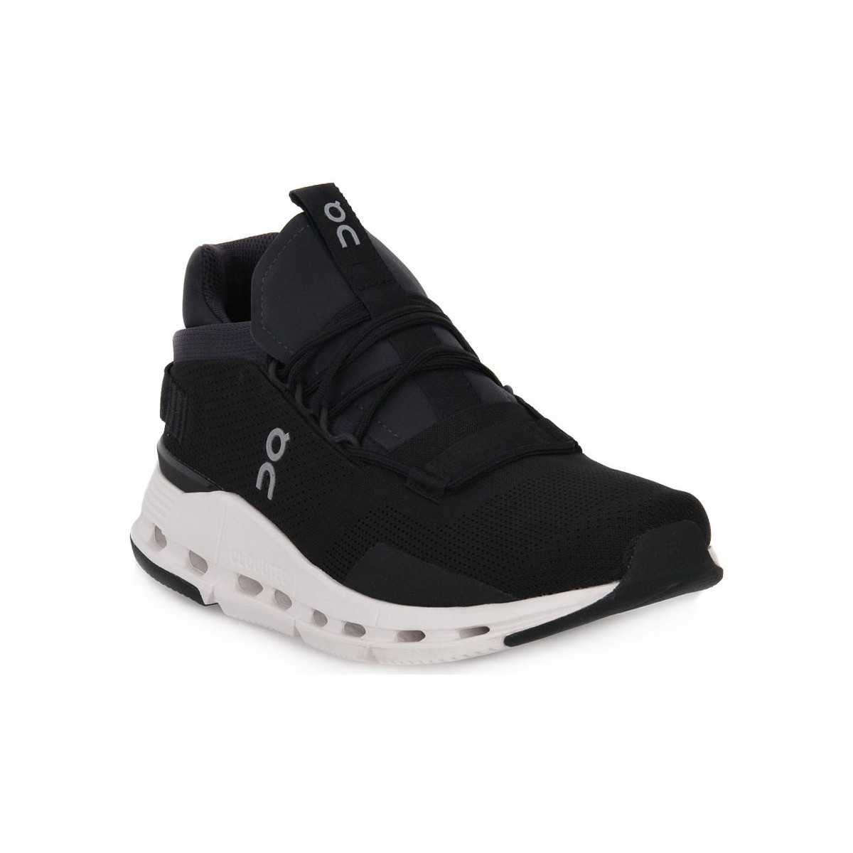 Skor Dam Sneakers On CLOUDNOVA BLACK Vit