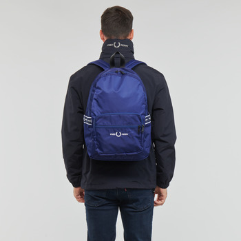 Fred Perry GRAPHIC TAPE BACKPACK Marin