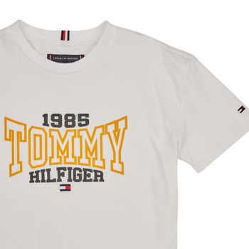 Tommy Hilfiger TOMMY 1985 VARSITY TEE S/S Vit